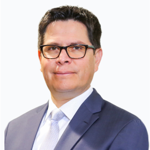 Ejecutivo financiero líder en inversiones